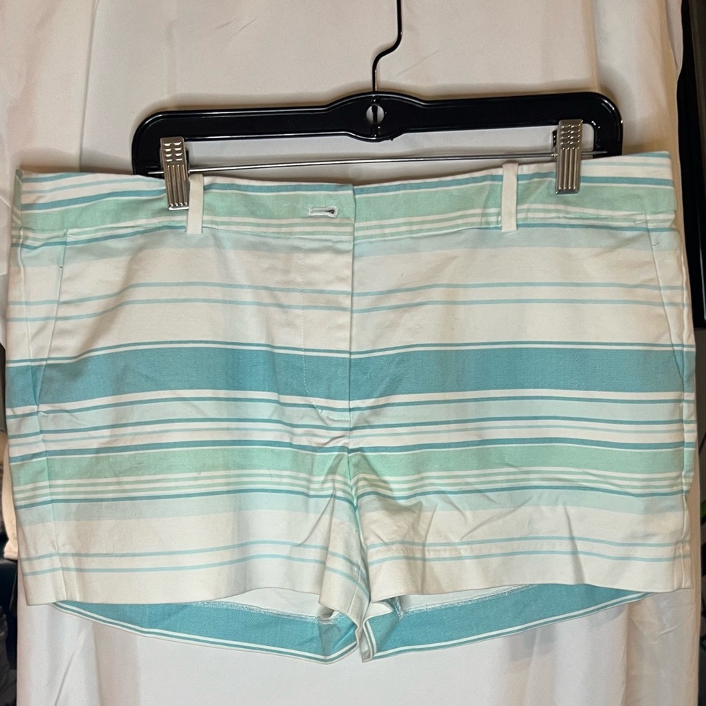 🔥Michael Kors White/BlueGreen Stripe Shorts🔥